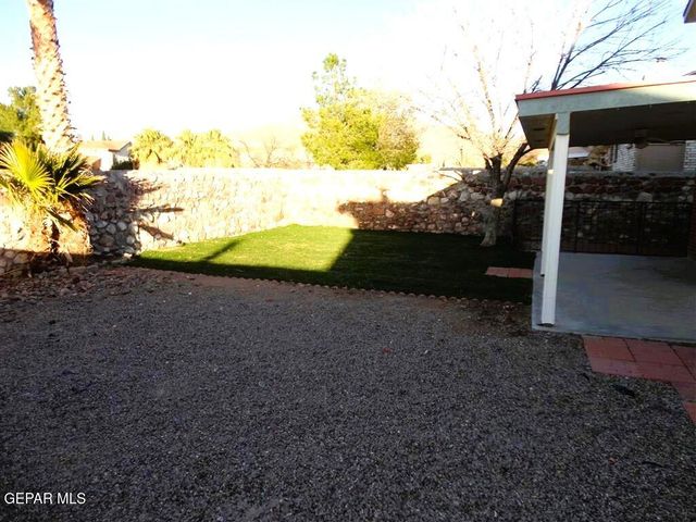 7205 Night Hawk Drive, El Paso, TX 79912