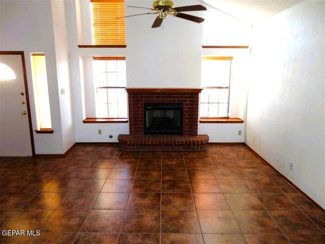 7205 Night Hawk Drive, El Paso, TX 79912
