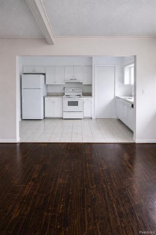 16216 Tacoma St, Detroit, MI 48205