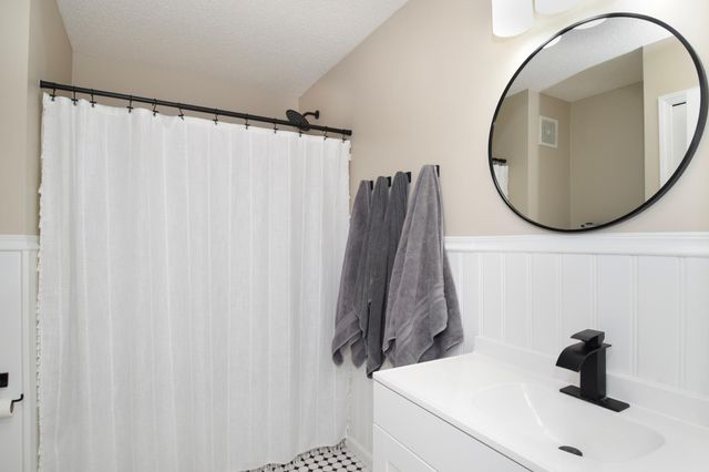 16043 71st Street NE, Otsego, MN 55330