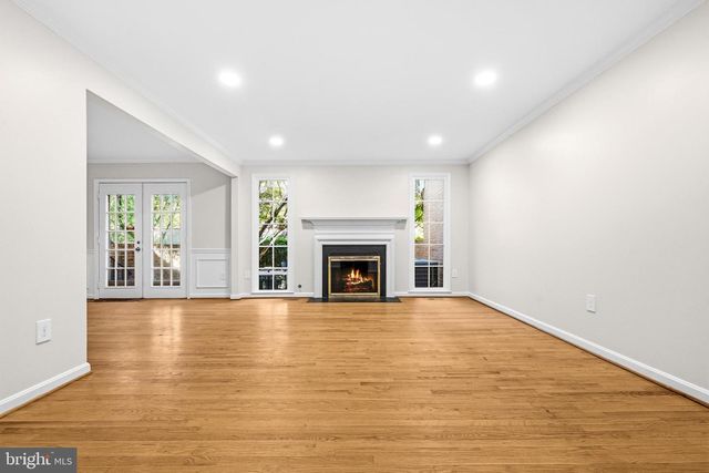 4533 4TH RD N, Arlington, VA 22203