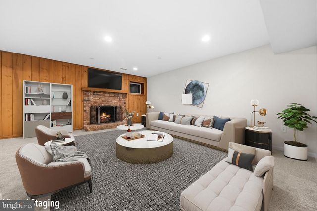 4533 4TH RD N, Arlington, VA 22203