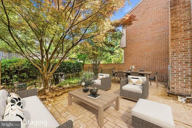 4533 4TH RD N, Arlington, VA 22203