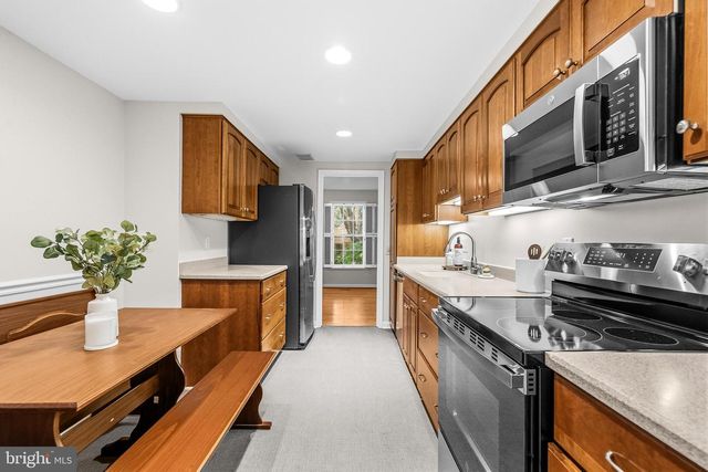 4533 4TH RD N, Arlington, VA 22203