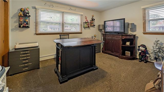 732 Forest Ridge Drive, Youngstown, OH 44512