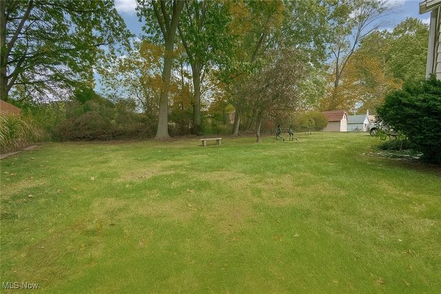 732 Forest Ridge Drive, Youngstown, OH 44512