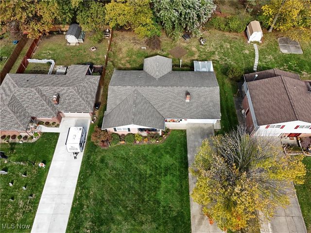 732 Forest Ridge Drive, Youngstown, OH 44512