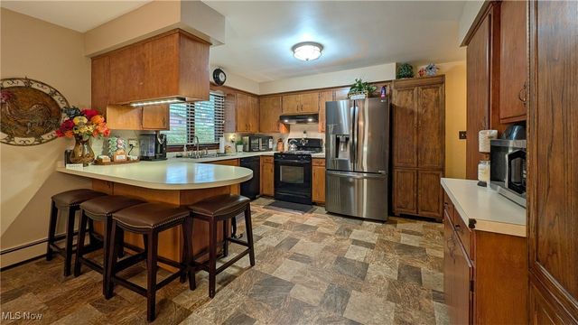 732 Forest Ridge Drive, Youngstown, OH 44512