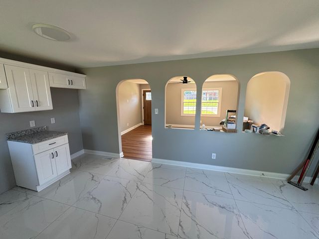 137 Oakmont Drive, Nicholasville, KY 40356