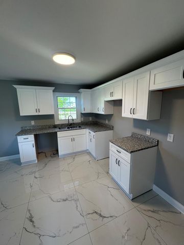 137 Oakmont Drive, Nicholasville, KY 40356