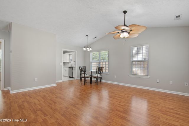 123 NE 18th Street, Oak Island, NC 28465