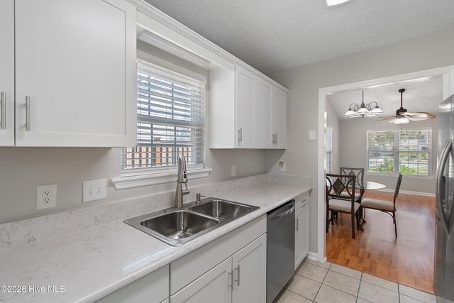 123 NE 18th Street, Oak Island, NC 28465