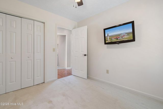 123 NE 18th Street, Oak Island, NC 28465