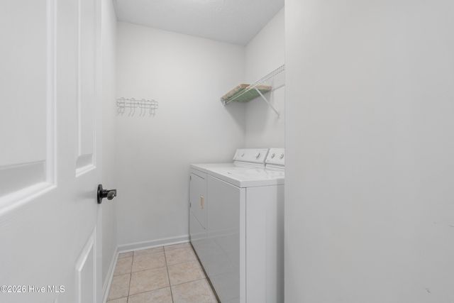 123 NE 18th Street, Oak Island, NC 28465