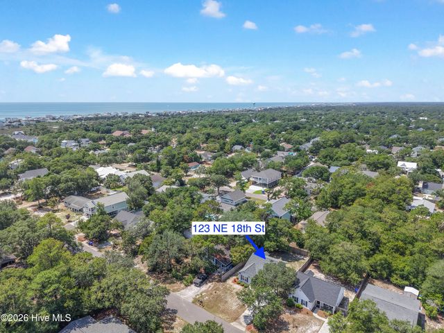123 NE 18th Street, Oak Island, NC 28465