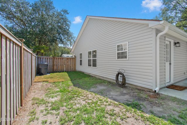 123 NE 18th Street, Oak Island, NC 28465