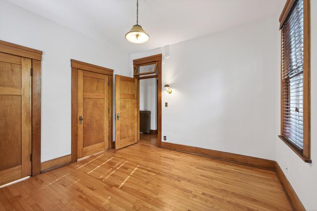 1866 Summit Avenue, Saint Paul, MN 55105