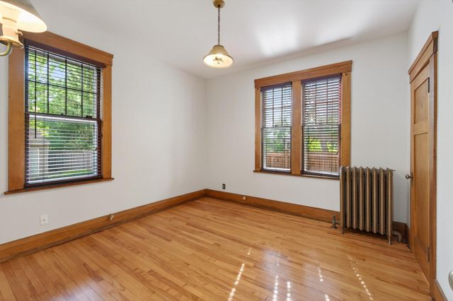 1866 Summit Avenue, Saint Paul, MN 55105