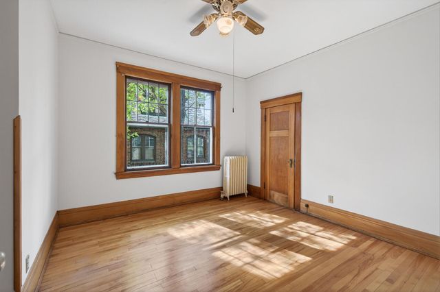 1866 Summit Avenue, Saint Paul, MN 55105
