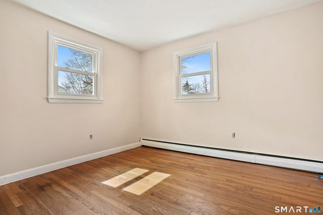 1 Brussels Avenue, Wethersfield, CT 06109