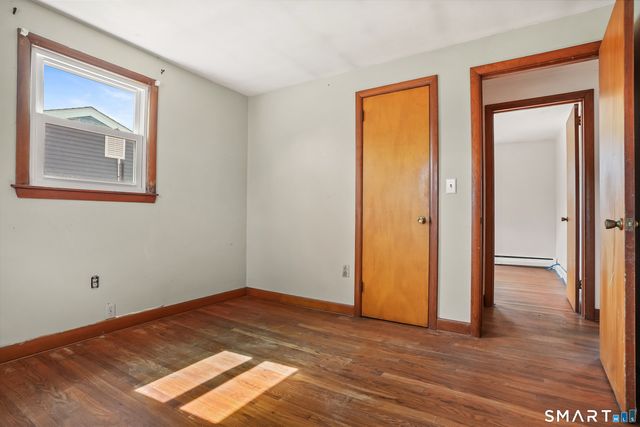 1 Brussels Avenue, Wethersfield, CT 06109