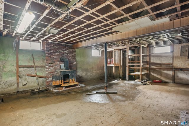 1 Brussels Avenue, Wethersfield, CT 06109