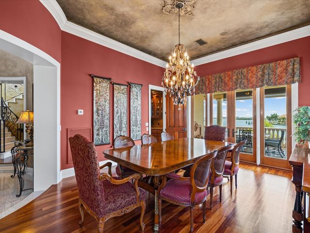 6224 PASADENA POINT BOULEVARD, Gulfport, FL 33707