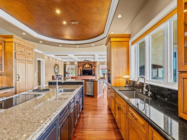6224 PASADENA POINT BOULEVARD, Gulfport, FL 33707