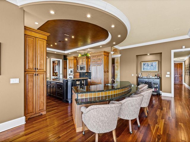 6224 PASADENA POINT BOULEVARD, Gulfport, FL 33707