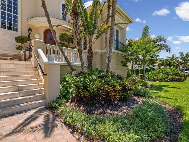 6224 PASADENA POINT BOULEVARD, Gulfport, FL 33707
