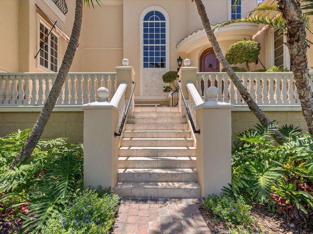 6224 PASADENA POINT BOULEVARD, Gulfport, FL 33707