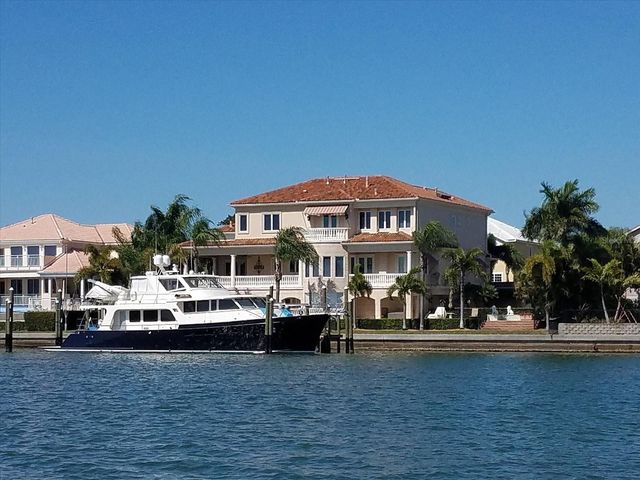 6224 PASADENA POINT BOULEVARD, Gulfport, FL 33707