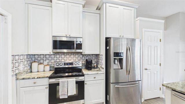 315 LANCEOLATE DRIVE, Winter Haven, FL 33880