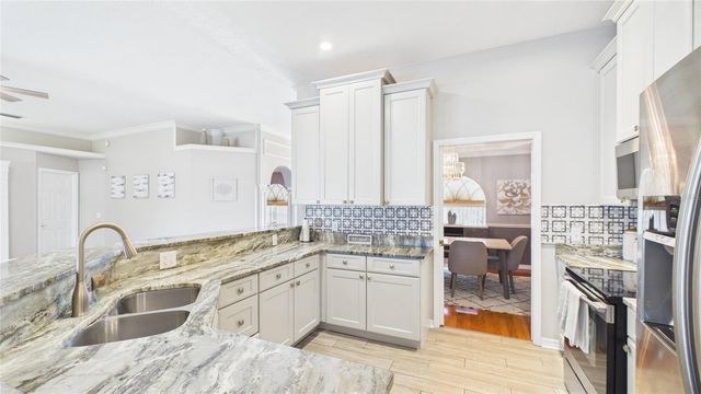 315 LANCEOLATE DRIVE, Winter Haven, FL 33880