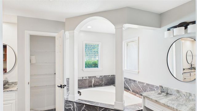 315 LANCEOLATE DRIVE, Winter Haven, FL 33880
