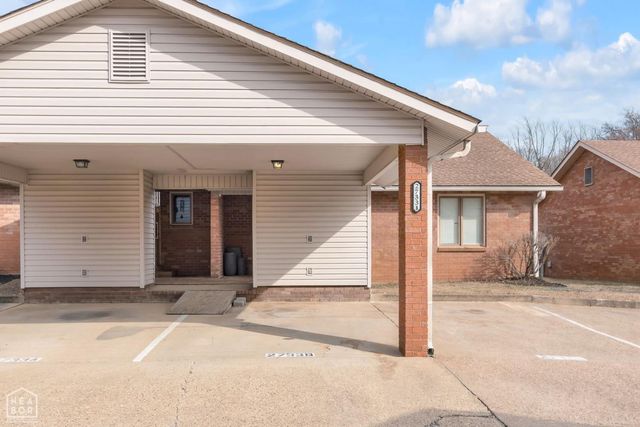 2733 Greenbriar Drive, Jonesboro, AR 72401