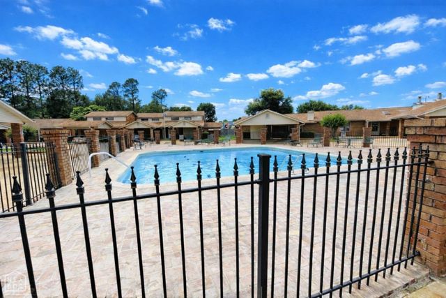 2733 Greenbriar Drive, Jonesboro, AR 72401