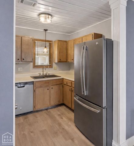 2733 Greenbriar Drive, Jonesboro, AR 72401