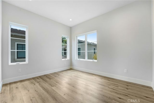 109 N Parkwood Avenue A, Pasadena, CA 91107