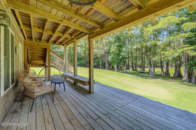 151 Pansy Lane, Hampstead, NC 28443