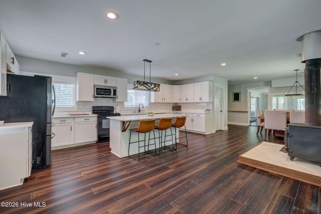 151 Pansy Lane, Hampstead, NC 28443