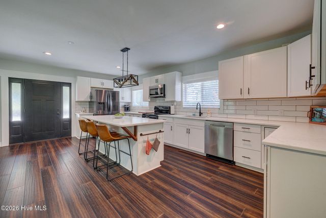 151 Pansy Lane, Hampstead, NC 28443