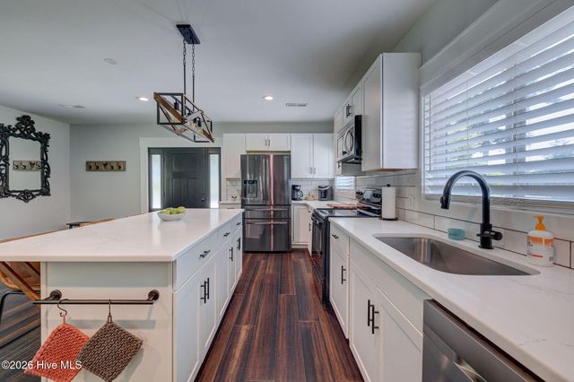 151 Pansy Lane, Hampstead, NC 28443