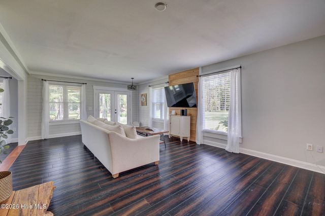 151 Pansy Lane, Hampstead, NC 28443