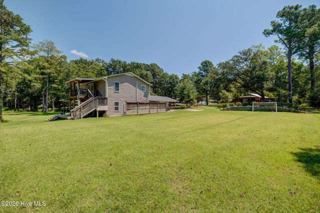 151 Pansy Lane, Hampstead, NC 28443