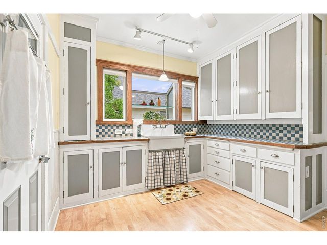 1225 8th St, Greeley, CO 80631