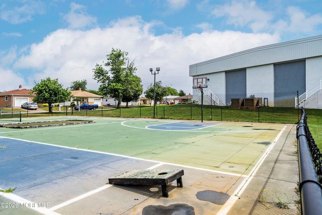 5 Le Lamentin Drive, Toms River, NJ 08757