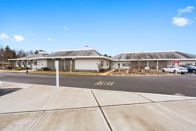 5 Le Lamentin Drive, Toms River, NJ 08757