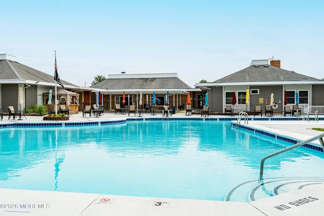 5 Le Lamentin Drive, Toms River, NJ 08757