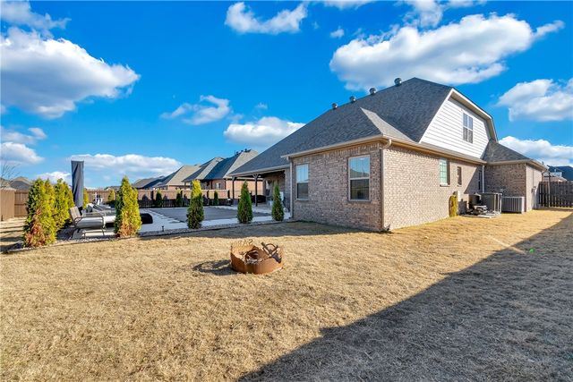 364 Penzo Avenue, Springdale, AR 72762